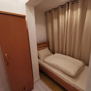 Cloud9 Premium بيت شباب دبي